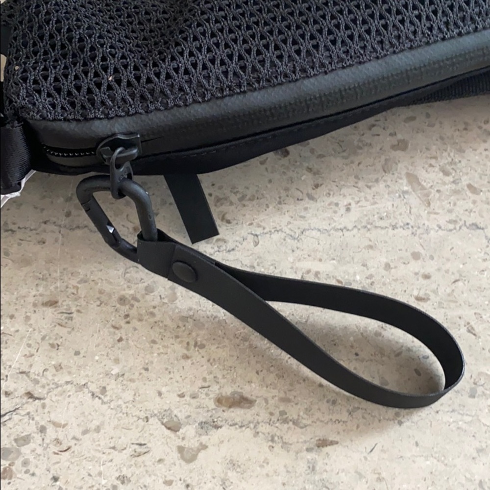 Lululemon All Hours Belt Bag - Picture 9 of 15